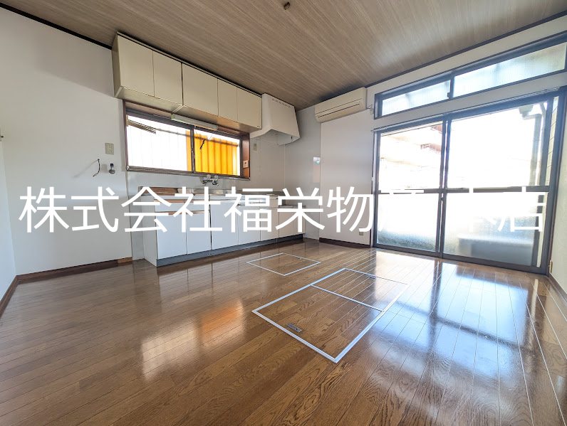 向原貸家 リビング