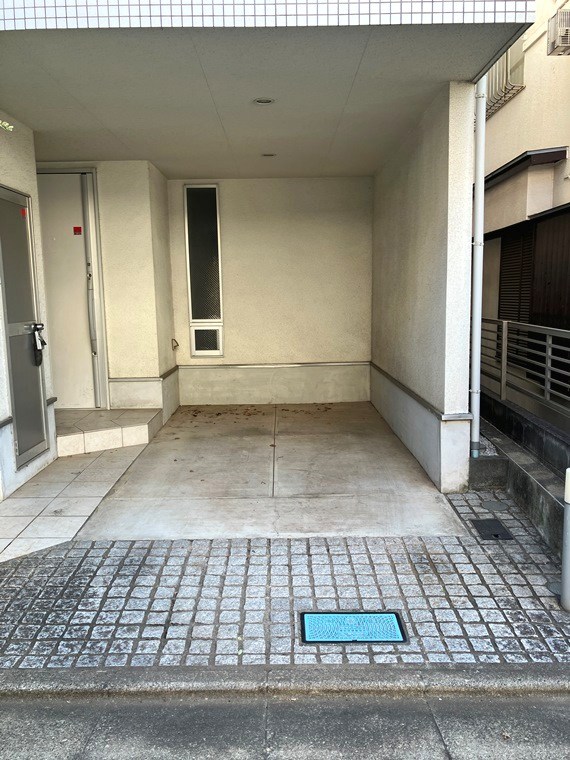 緑が丘1丁目戸建 駐車場