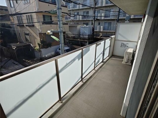 エスティメゾン代沢 ベランダ
