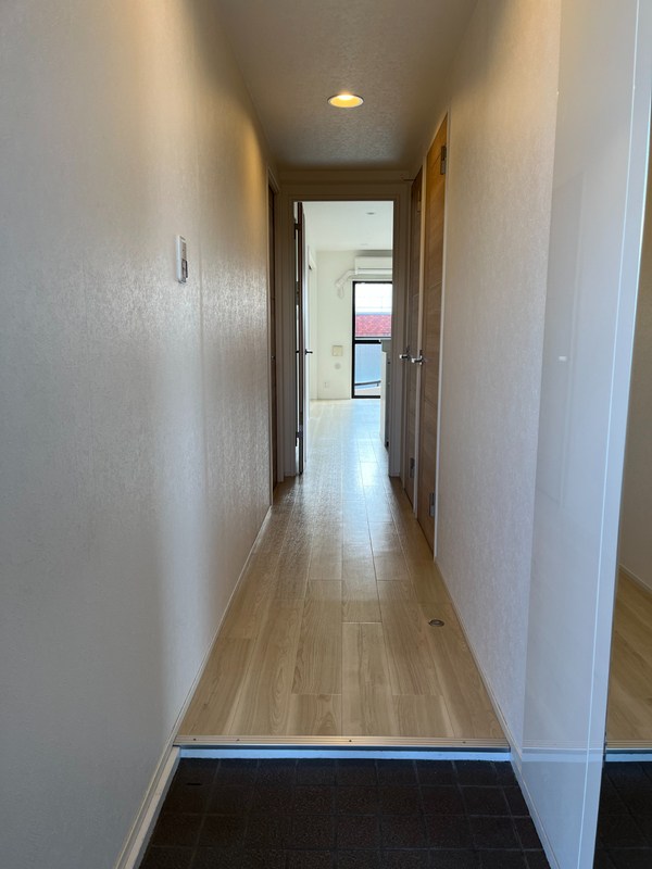 コーナスフロリダ 玄関