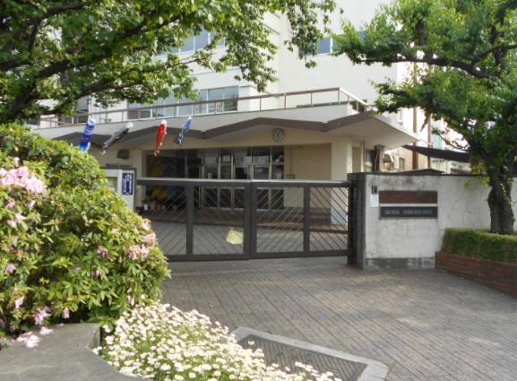 アーバンフラッツ目黒本町 中学校
