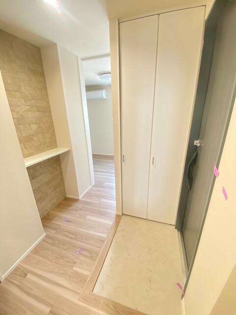 ヴィラ ルミエール 玄関