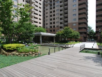 深沢ハウス E棟 庭