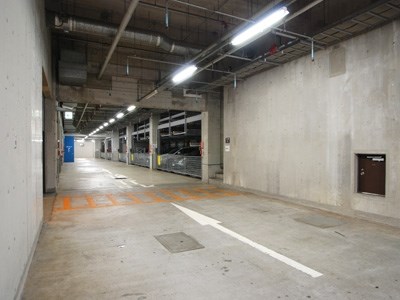 深沢ハウス E棟 駐車場