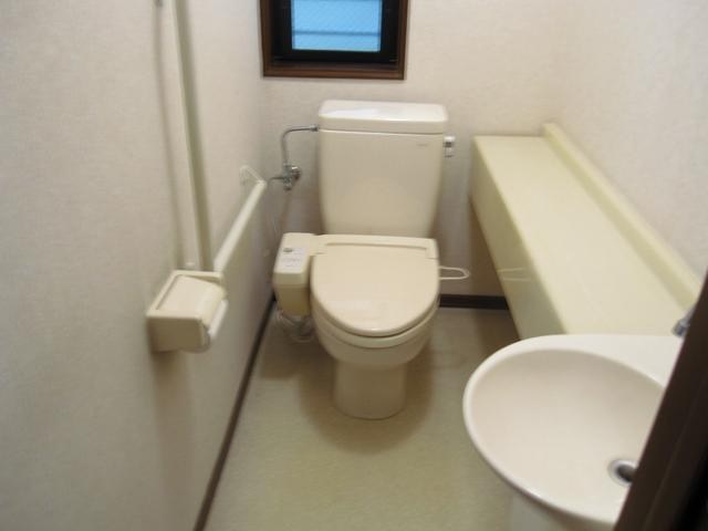 緑が丘1丁目戸建 トイレ