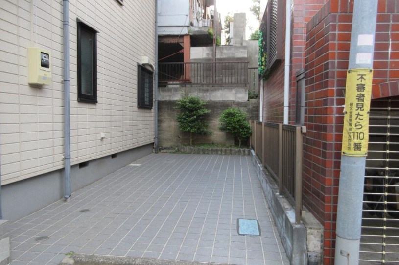 緑が丘1丁目戸建 駐車場