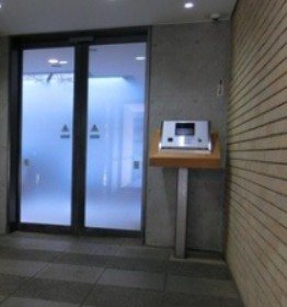 ガーデン東が丘 エントランス
