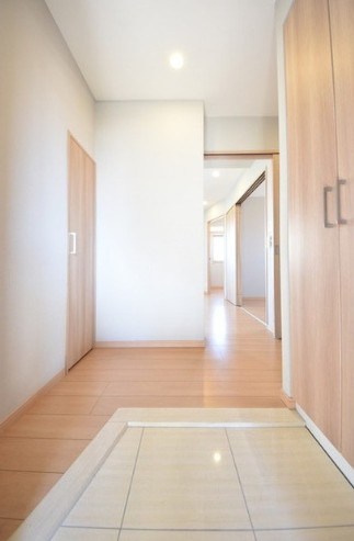 ストロベリーフィールズ広尾 玄関