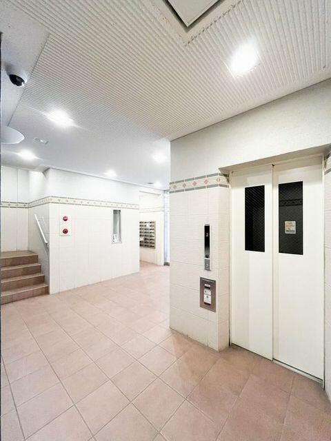 エスティメゾン三軒茶屋Ⅱ ロビー