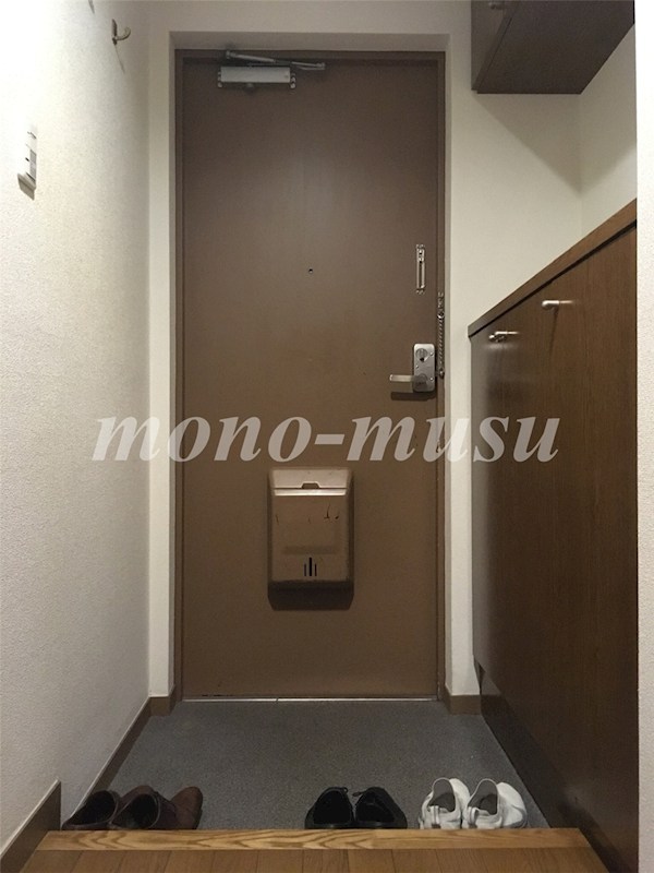 クリケットヒル富ヶ谷 玄関