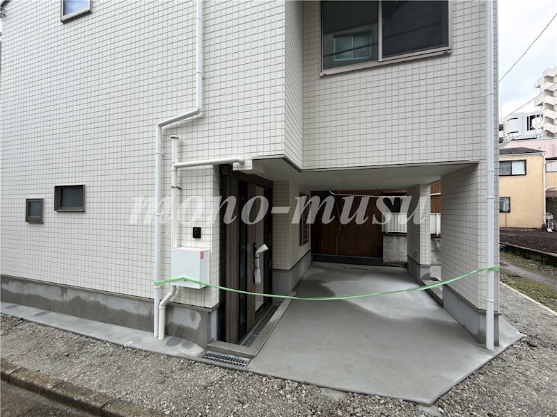 上馬4丁目戸建 駐車場