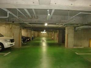 ステラメゾン碑文谷 駐車場