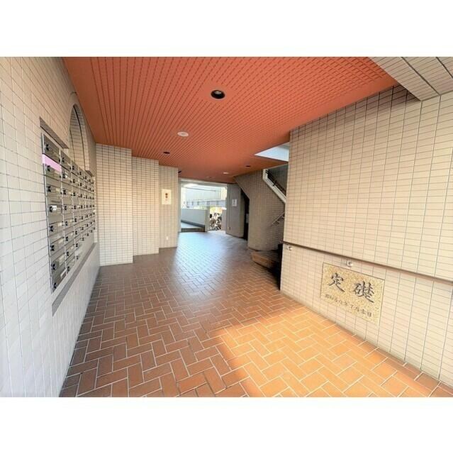 玉川サンケイハウス北棟 エントランス