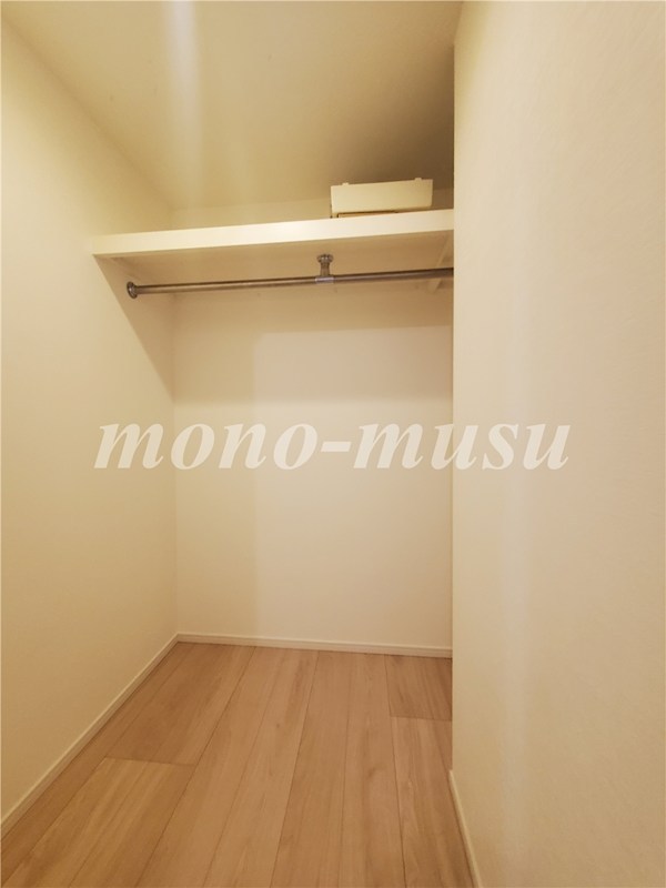 エクセレンテ コマザワ 収納