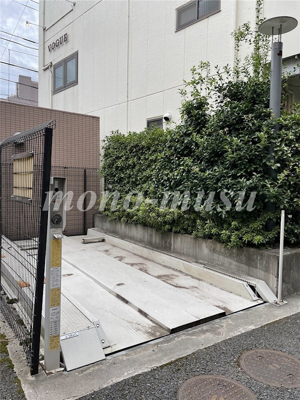 クリオ上野毛ラ モード 駐車場