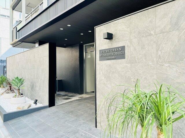 プライムアーバン武蔵小杉comodo エントランス