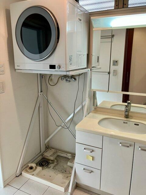 東玉川2丁目戸建 洗面所