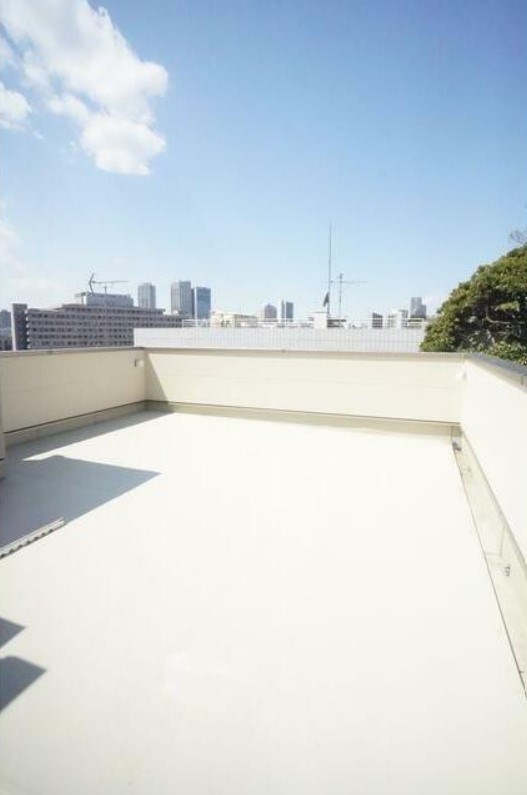 東五反田4丁目戸建 ベランダ
