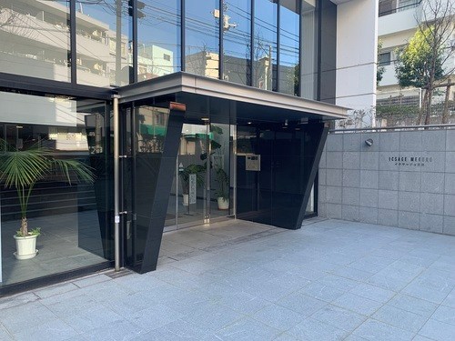 イクサージュ目黒 エントランス