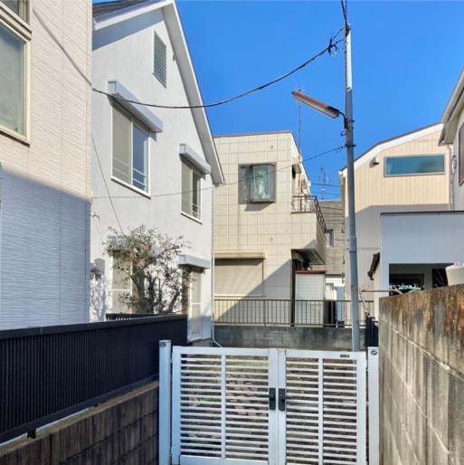 東玉川2丁目戸建 エントランス