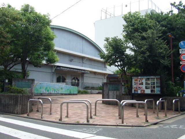 カサアルソル下目黒 小学校