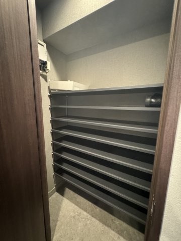 グランリビオ表参道 玄関