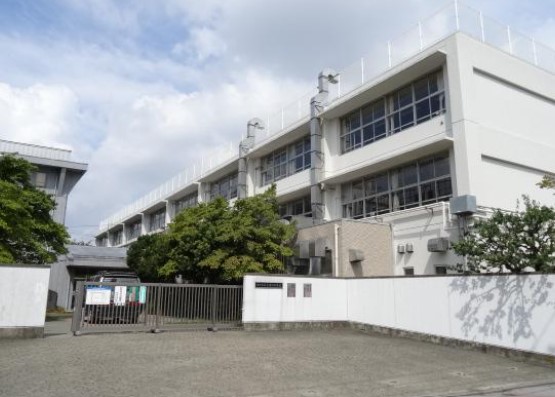 東玉川1丁目戸建 中学校
