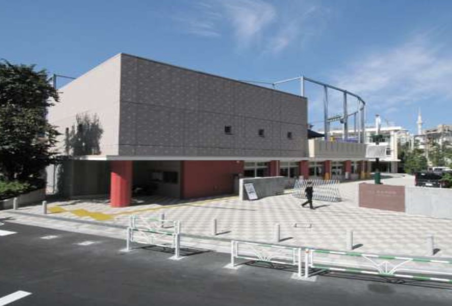 AZ代々木上原 中学校