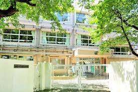 サウダージ桜丘 中学校