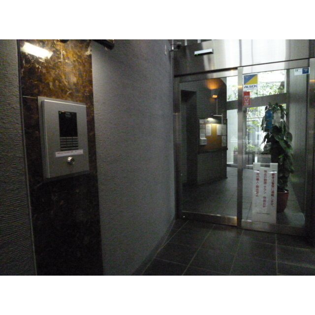 グランドメゾン三軒茶屋 エントランス