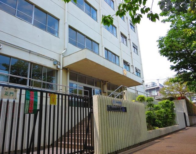 グランドメゾン三軒茶屋 中学校