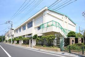 ロングアイランドガーデン 中学校