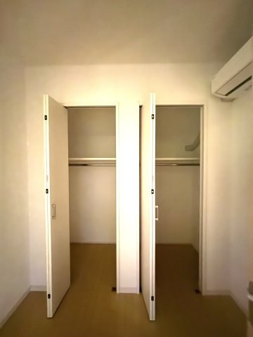 ガーデン上用賀ハウス 収納