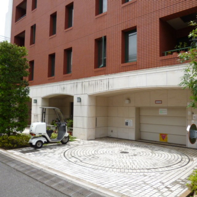 ペアシティ表参道 駐車場