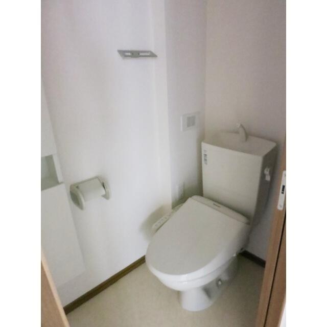 ハイネス深沢 B棟 トイレ