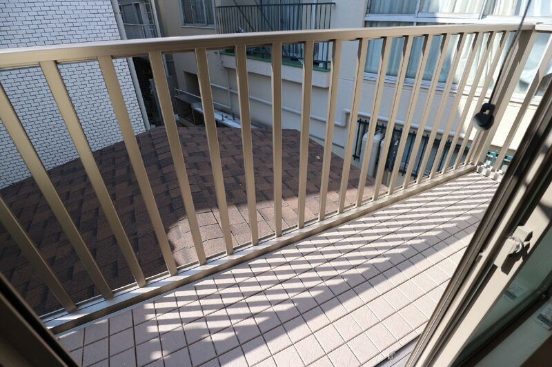 駒場1丁目戸建 ベランダ