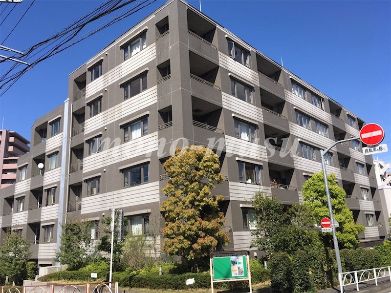 アパートメンツ東山 外観