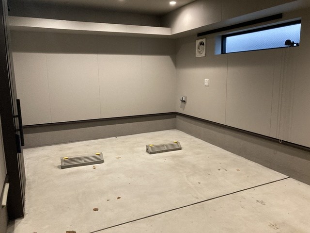 上目黒4丁目戸建 駐車場