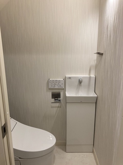 上目黒4丁目戸建 トイレ