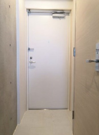 アレーロ自由が丘 玄関