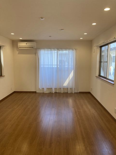 船橋3丁目戸建 リビング