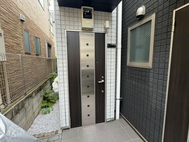 アジュール目黒本町 玄関