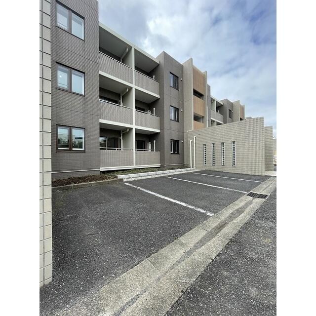 グランハイツ瀬田North 駐車場