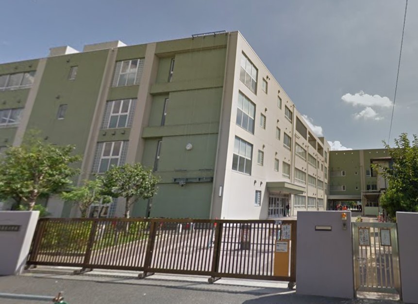 Bel Merissa 小学校