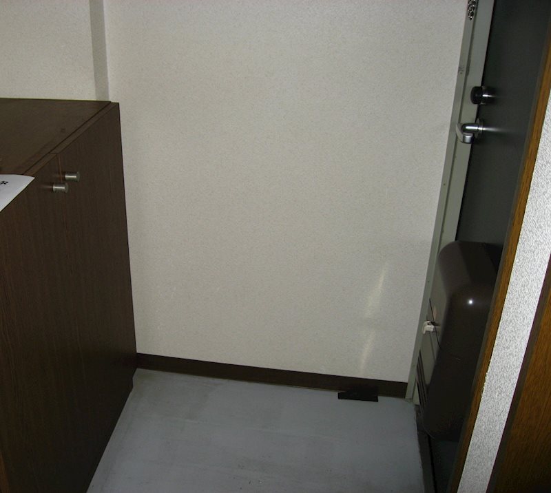 プライム松本 玄関
