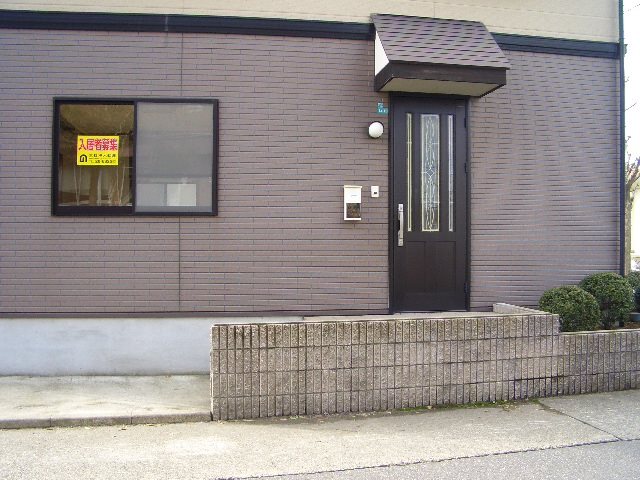 南四ツ居２丁目貸家 外観