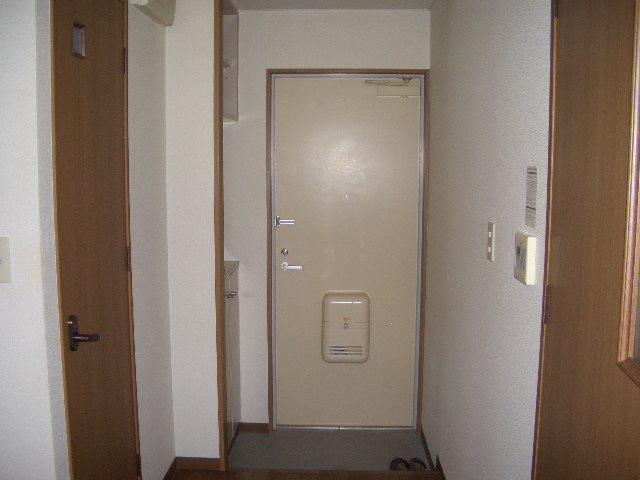 カーサプレミオ 玄関