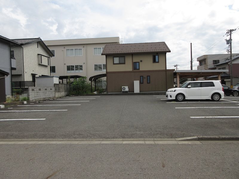 西村勝見3丁目パーキング 外観