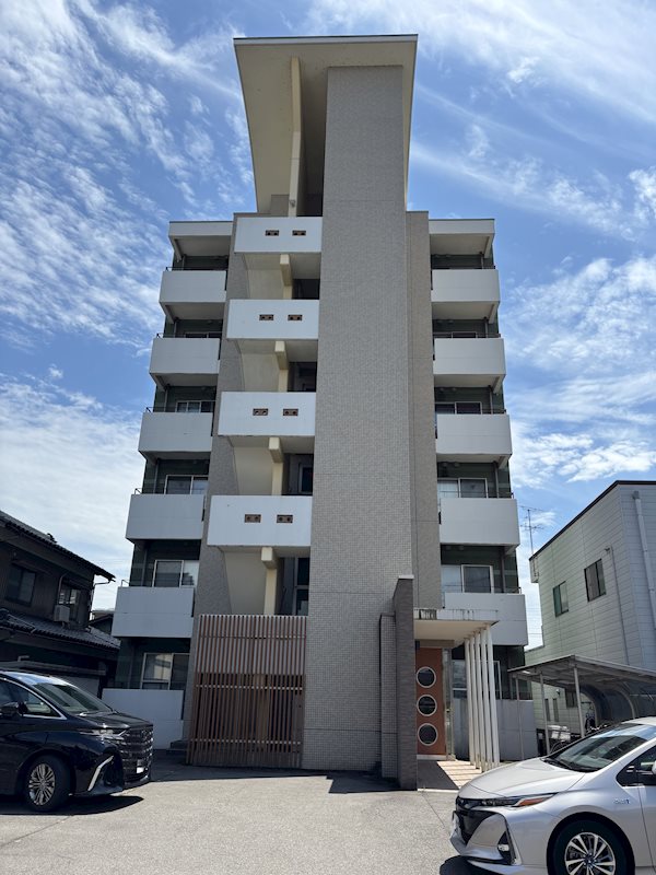 翠 外観