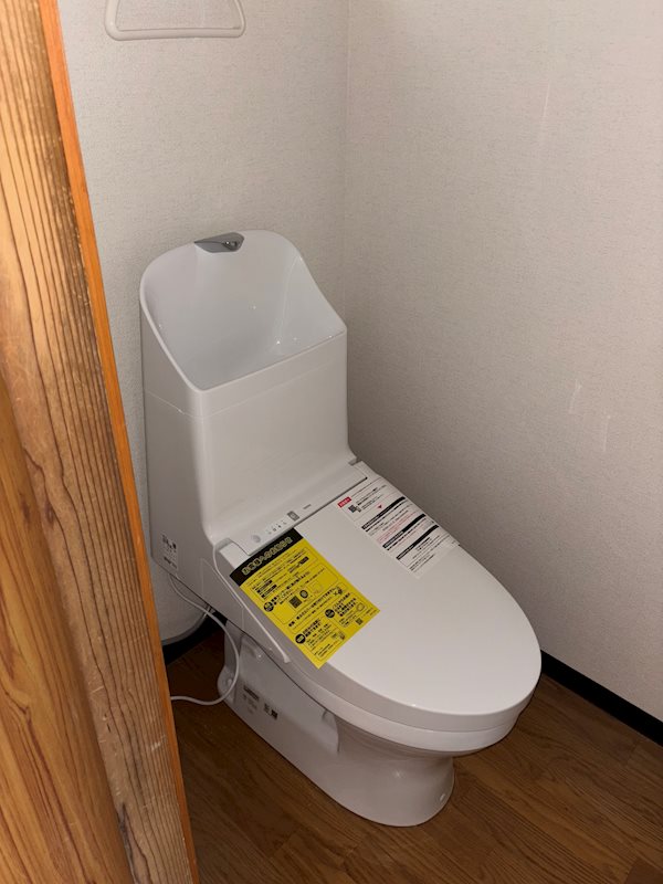 城東4丁目貸家 トイレ
